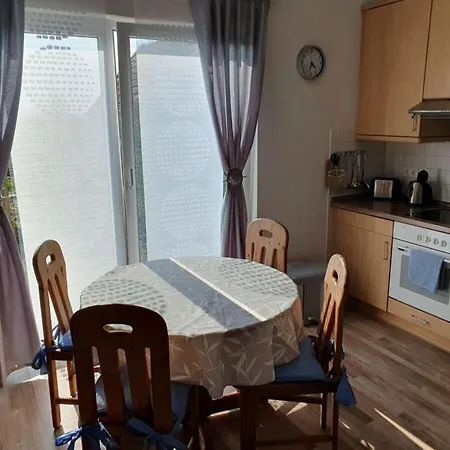 With 1 Bedroom * Altfunnixsiel