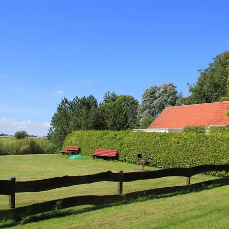 Semesterbostad With 1 Bedroom Altfunnixsiel